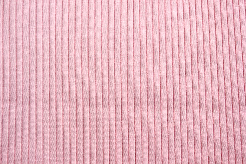 Rippenbündchen in rosa