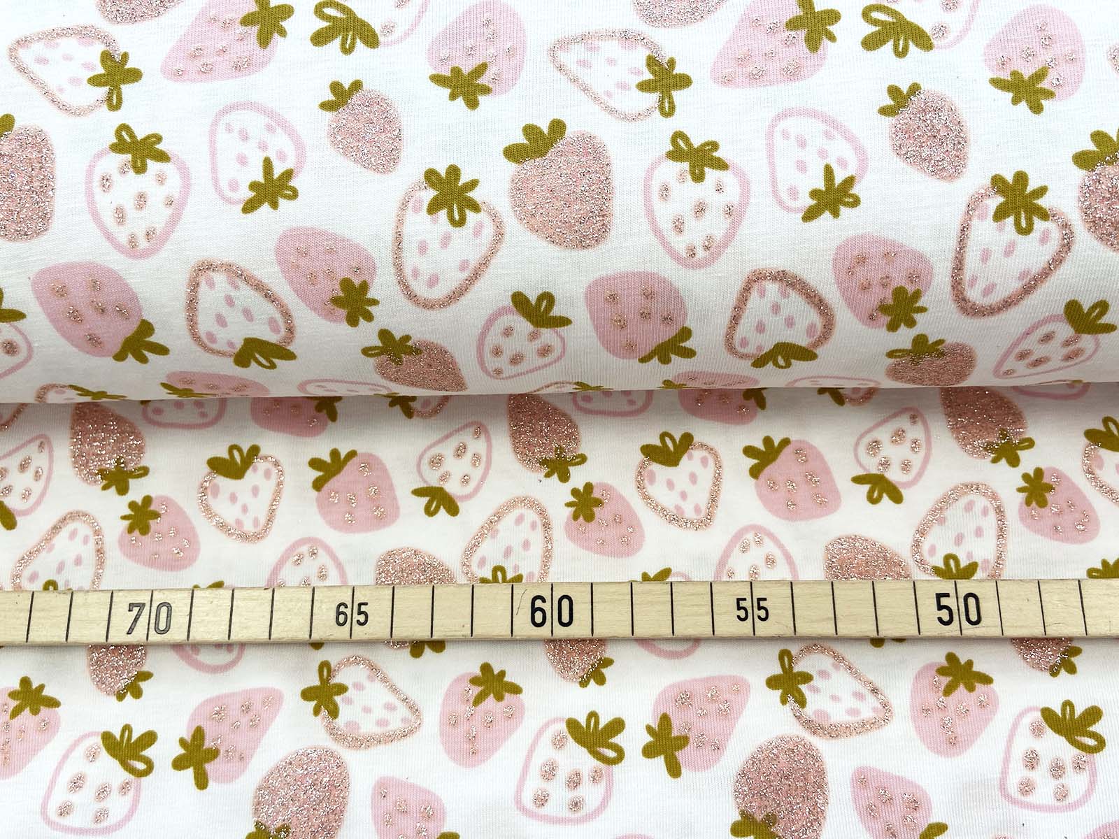 Baumwolljersey - Glitzer-Erdbeeren Baumwolljersey - Glitzer-Erdbeeren