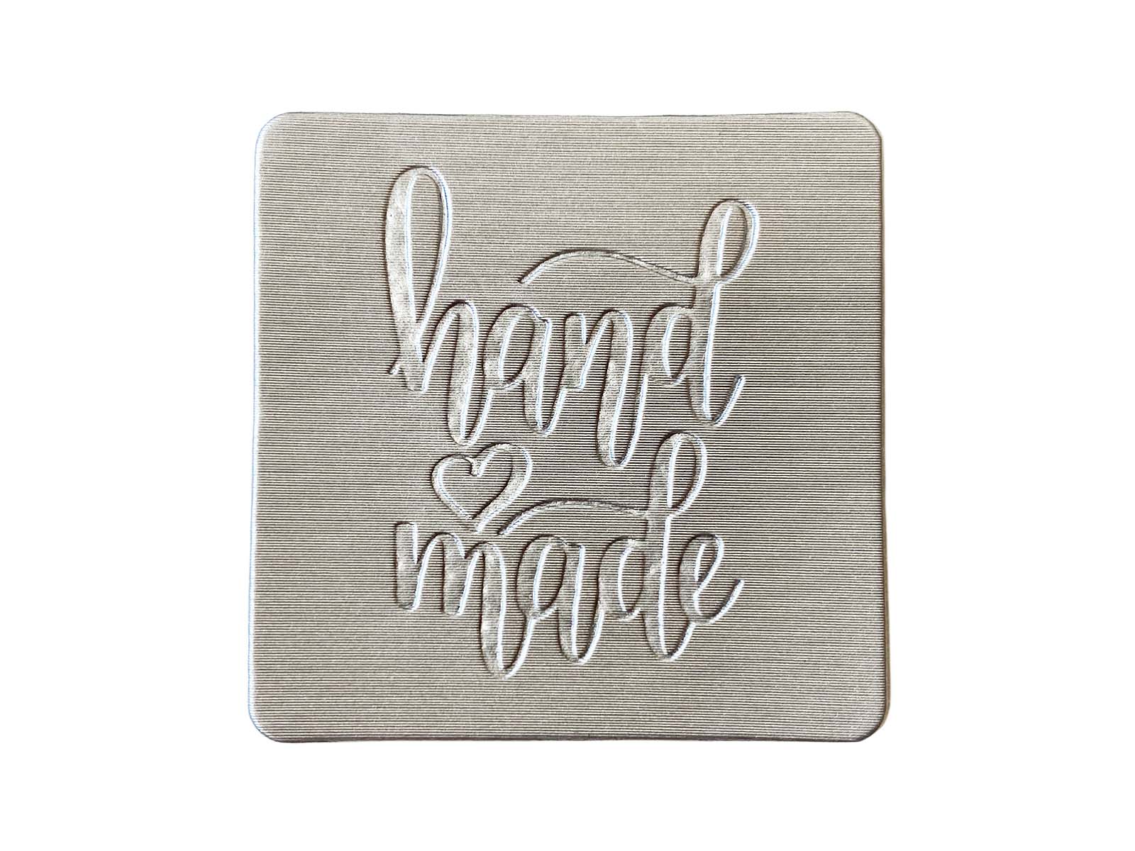 Label aus Kunstleder - "handmade" mit Herz in silber Label aus Kunstleder - "handmade" mit Herz in silber